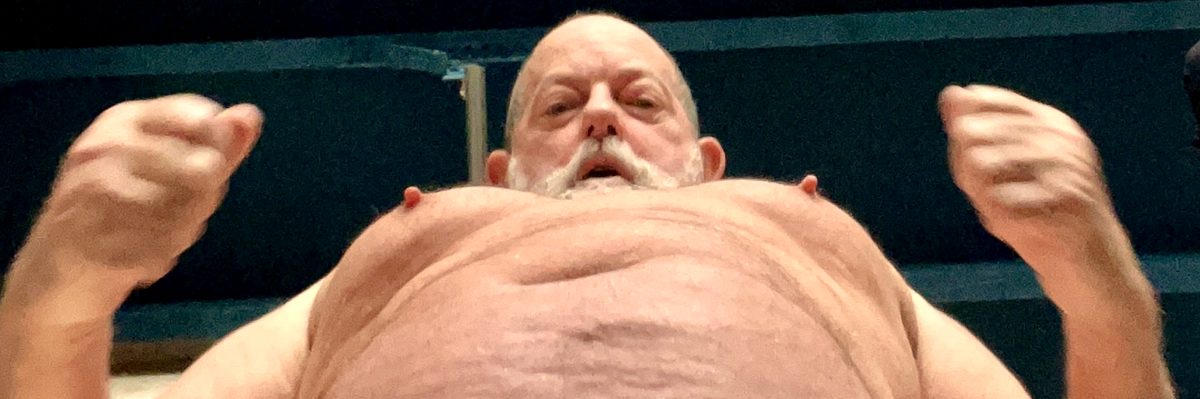 Hypnodaddy low angle, both nipples and the face, wide strip